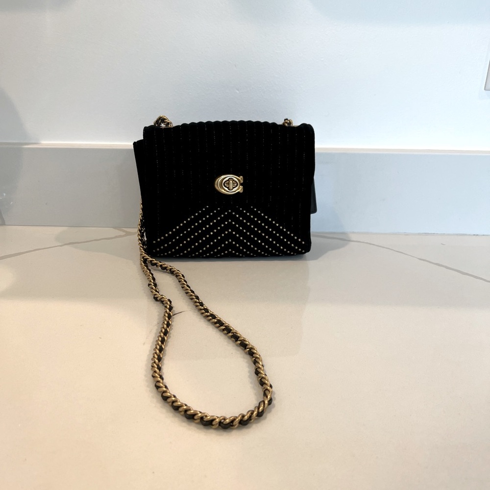 ❌❌❌❌SOLD❌❌❌❌❌❌ Authentic Coach cross body bag